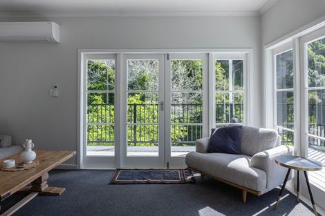 Photo of property in 157 Shakespeare Road, Bluff Hill, Napier, 4110