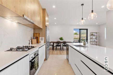 Photo of property in 12 Paihere Street, Huapai, Kumeu, 0810