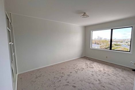 Photo of property in 29 Lingfield Street, Glenfield, Auckland, 0629