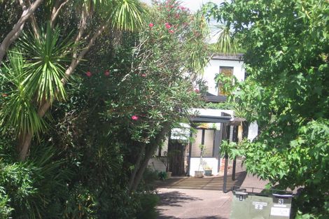 Photo of property in 1/22 Belmont Terrace, Milford, Auckland, 0620