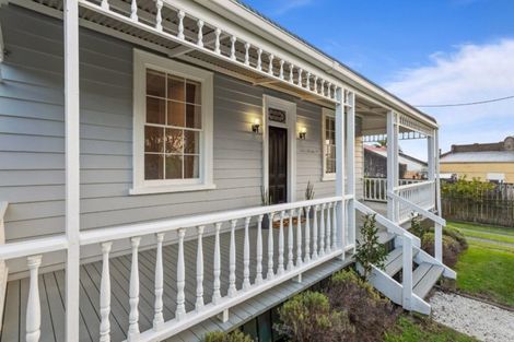 Photo of property in 1 Karaka Street, Helensville, 0800