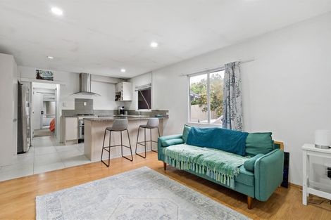 Photo of property in 13a Pershore Place, Mangere, Auckland, 2022