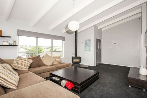 Photo of property in 39 Redwood Drive, Massey, Auckland, 0614