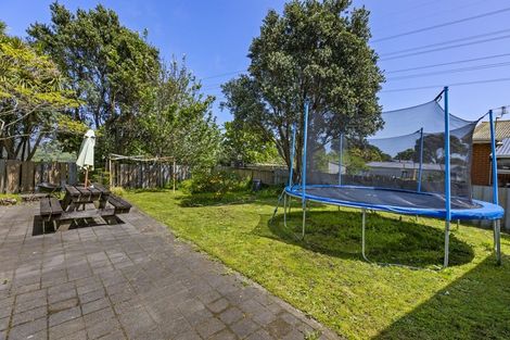 Photo of property in 21 Marama Crescent, Spotswood, New Plymouth, 4310