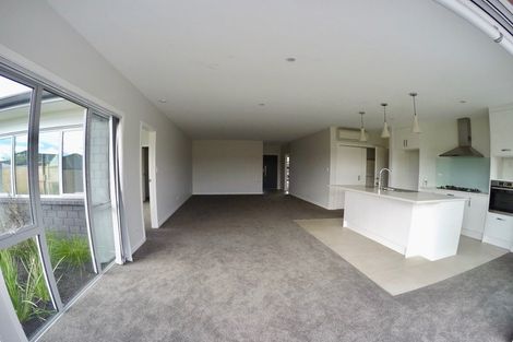 Photo of property in 10 Tilly Lane, Huapai, Kumeu, 0810
