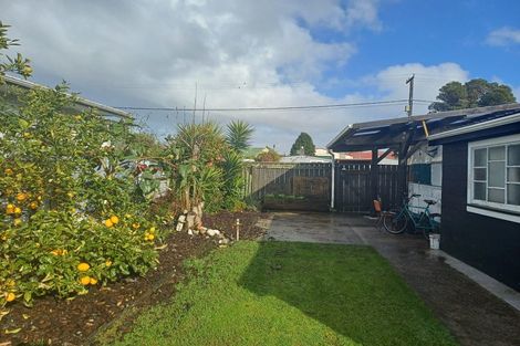 Photo of property in 298 Palmerston Street, Westport, 7825