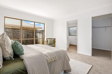 Photo of property in 2 Terry Lane, Paraparaumu Beach, Paraparaumu, 5032