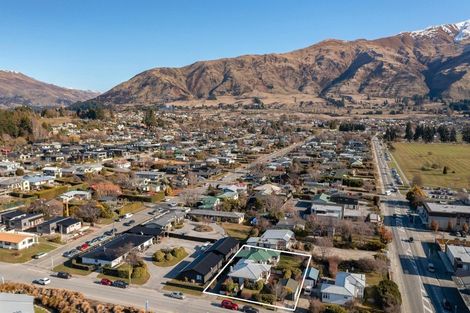 Photo of property in 65 Helwick Street, Wanaka, 9305
