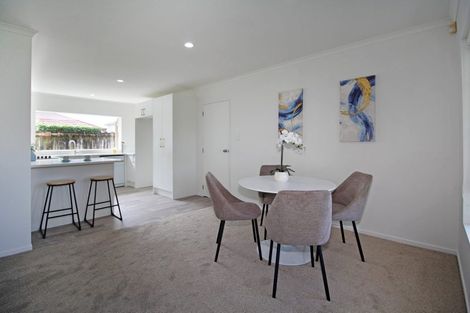 Photo of property in 18 Regalwood Place, Favona, Auckland, 2024