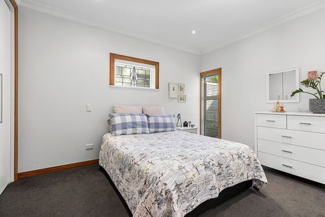 Photo of property in 55 Ferry Street, Seatoun, Wellington, 6022