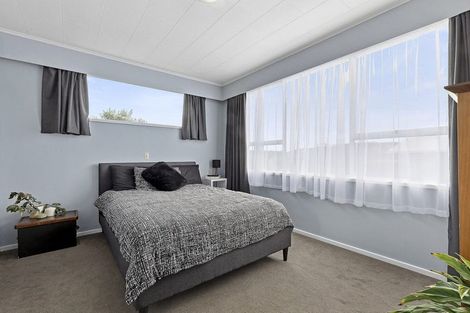 Photo of property in 15 Brora Crescent, Papakowhai, Porirua, 5024