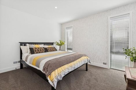 Photo of property in 5 Jessies Crescent, Wanaka, 9305