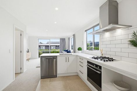 Photo of property in 13 Karearea Avenue, Kenepuru, Porirua, 5022