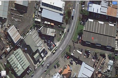 Photo of property in 3 Henderson Valley Road, Henderson, Auckland, 0612