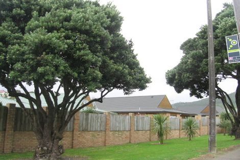 Photo of property in Redwood Village, 22/42 Main Road, Tawa, Wellington, 5028