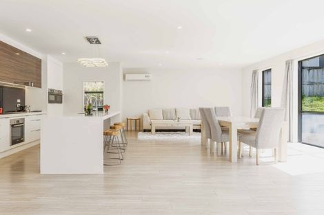 Photo of property in 9 Caldera Drive, Long Bay, Auckland, 0630