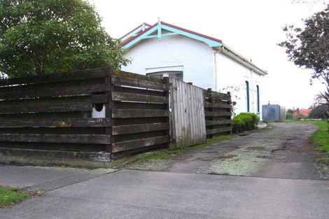Photo of property in 624 Featherston Street, Roslyn, Palmerston North, 4414