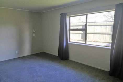 Photo of property in 7 Kathleen Place, Rainbow Point, Taupo, 3330