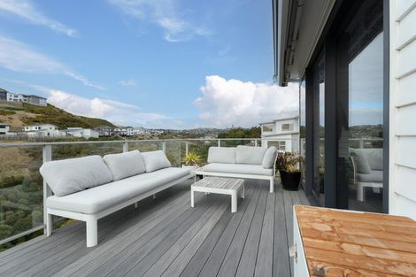 Photo of property in 16 Rochdale Drive, Churton Park, Wellington, 6037