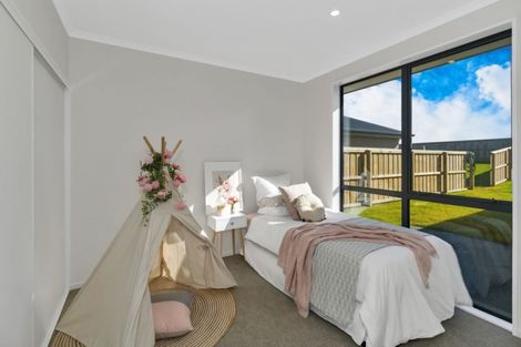 Photo of property in 12 Sholto Duncan Crescent, Halswell, Christchurch, 8025