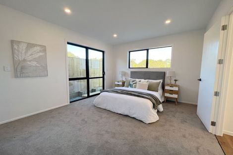 Photo of property in 4 St Claire Road, Silverdale, 0932