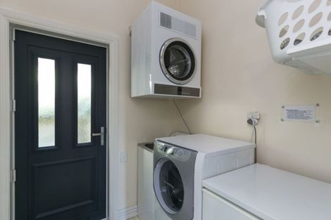 Photo of property in 31 Rawhiti Terrace, Kelburn, Wellington, 6012