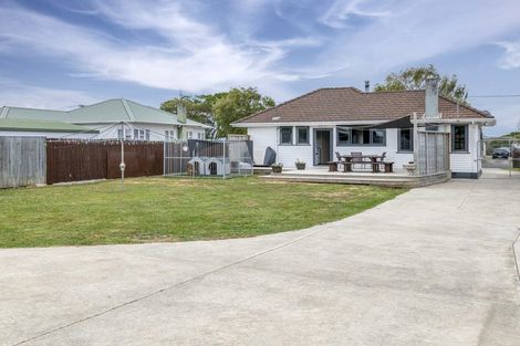 Photo of property in 14 Quinn Road, Levin, 5510