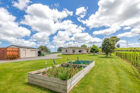 Photo of property in 47 Viles Road, Bulls, 4894