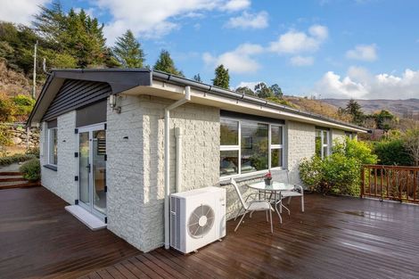 Photo of property in 18 Branxholm Street, Roxburgh, 9500