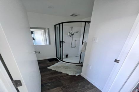 Photo of property in 92 Poulson Street, Addington, Christchurch, 8024