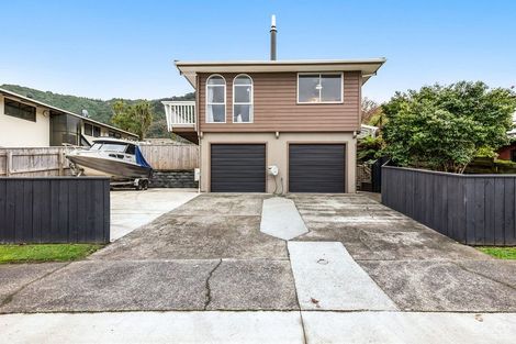 Photo of property in 156 California Drive, Totara Park, Upper Hutt, 5018