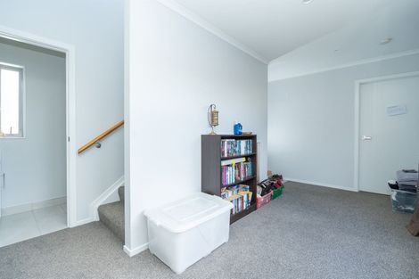 Photo of property in 13u3 Crosher Place, Silverdale, Hamilton, 3216