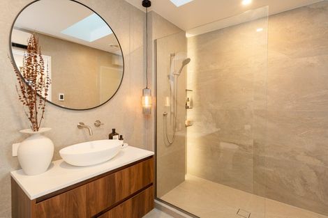 Photo of property in 76 Wai-iti Terrace, Bryndwr, Christchurch, 8052