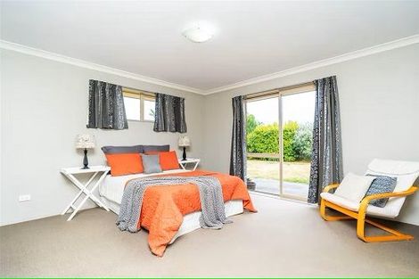 Photo of property in 10 Alderwick Place, Rototuna North, Hamilton, 3210