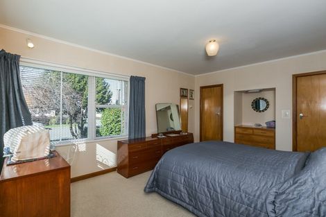 Photo of property in 18 Pembroke Street, Taradale, Napier, 4112