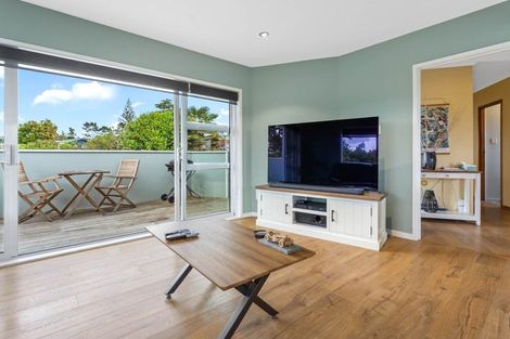 Photo of property in 20 Redwood Drive, Massey, Auckland, 0614