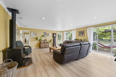 Photo of property in 1096 Egmont Road, Egmont Village, New Plymouth, 4372