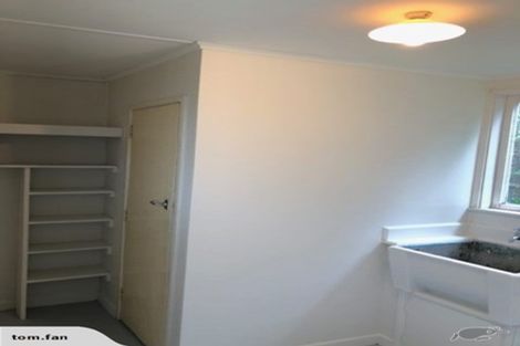 Photo of property in 8 Park Rise, Campbells Bay, Auckland, 0630