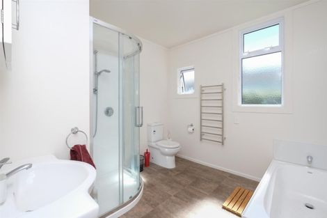 Photo of property in 34 Regan Street, Stratford, 4332