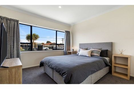 Photo of property in 102 Randolph Street, Woolston, Christchurch, 8062