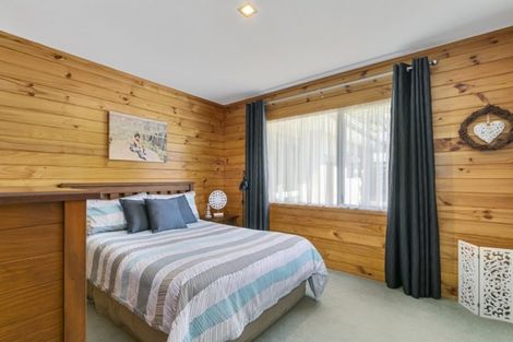 Photo of property in 20 Karamea Grove, Wainuiomata, Lower Hutt, 5014