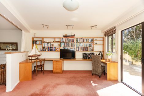 Photo of property in 16 Slade Street, Oamaru North, Oamaru, 9400