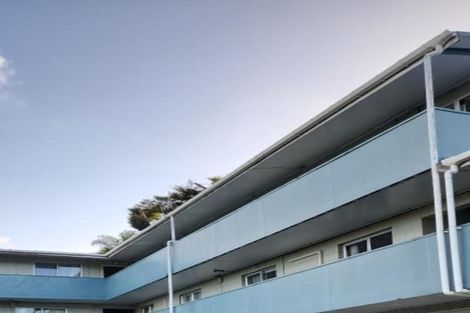Photo of property in 22 Shortland Street, Regent, Whangarei, 0112
