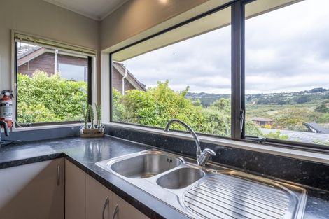 Photo of property in 7 Montrose Grove, Churton Park, Wellington, 6037