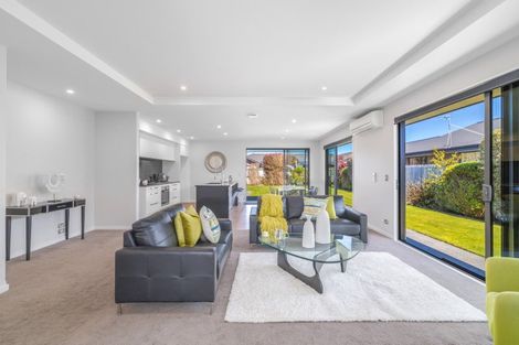 Photo of property in 5 Urihia Street, Marshland, Christchurch, 8083