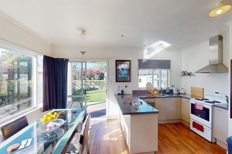 Photo of property in 14 Fairfield Road, Levin, 5510