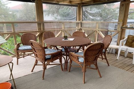 Photo of property in 1 Jull Crescent, Waipukurau, 4200