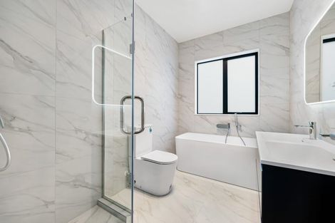 Photo of property in 72 Pacific Heights Road, Orewa, 0931