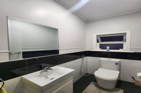 Photo of property in 13 Great South Road, Papatoetoe, Auckland, 2025