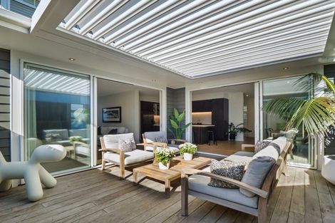 Photo of property in 35e Oceanbeach Road, Mount Maunganui, 3116